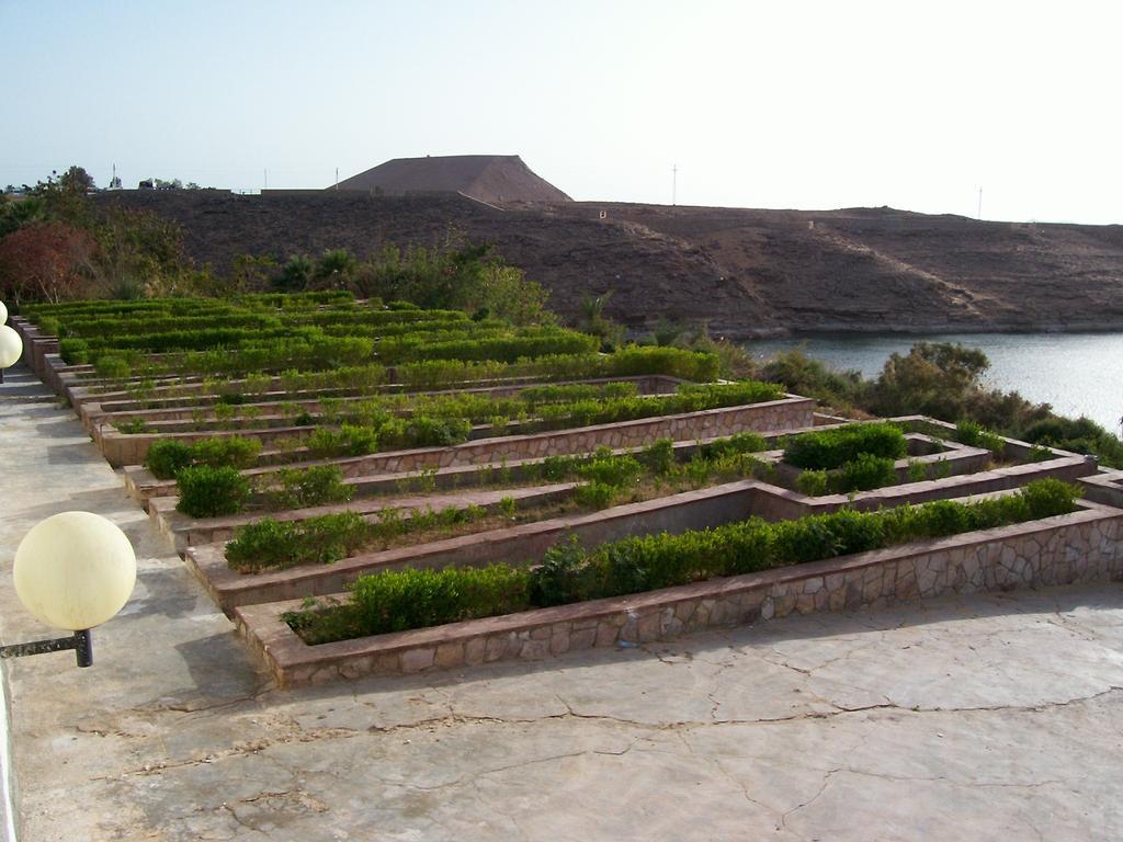 Nefertari Hotel Abu Simble Abu Simbel Buitenkant foto
