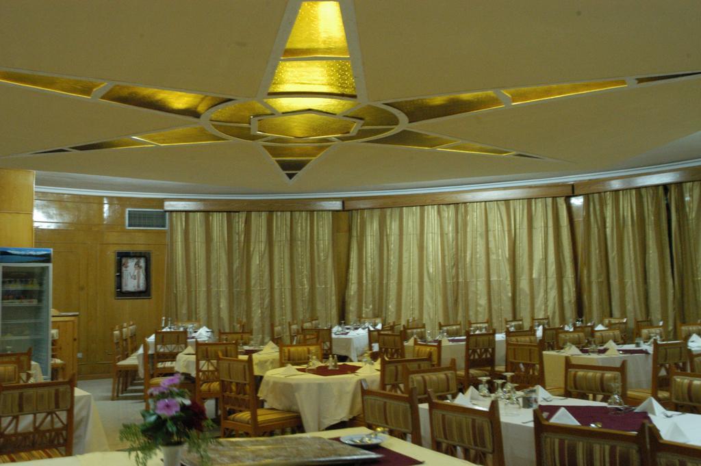 Nefertari Hotel Abu Simble Abu Simbel Buitenkant foto